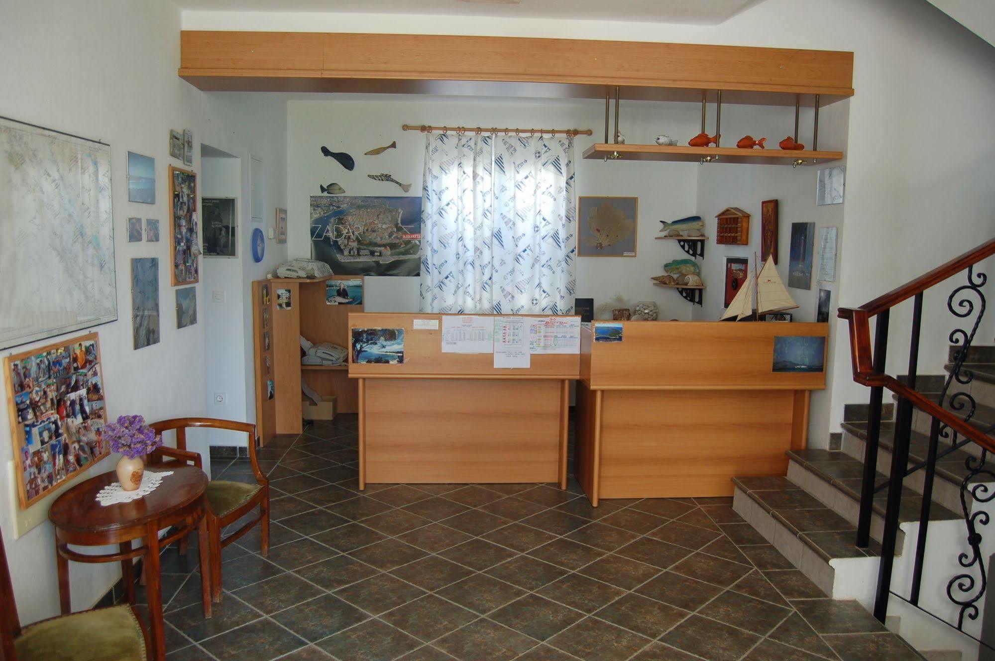 Gorgonia Apartments & Suites Verunić Exterior foto